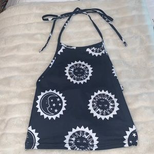 Adorable strapless crop top (S)